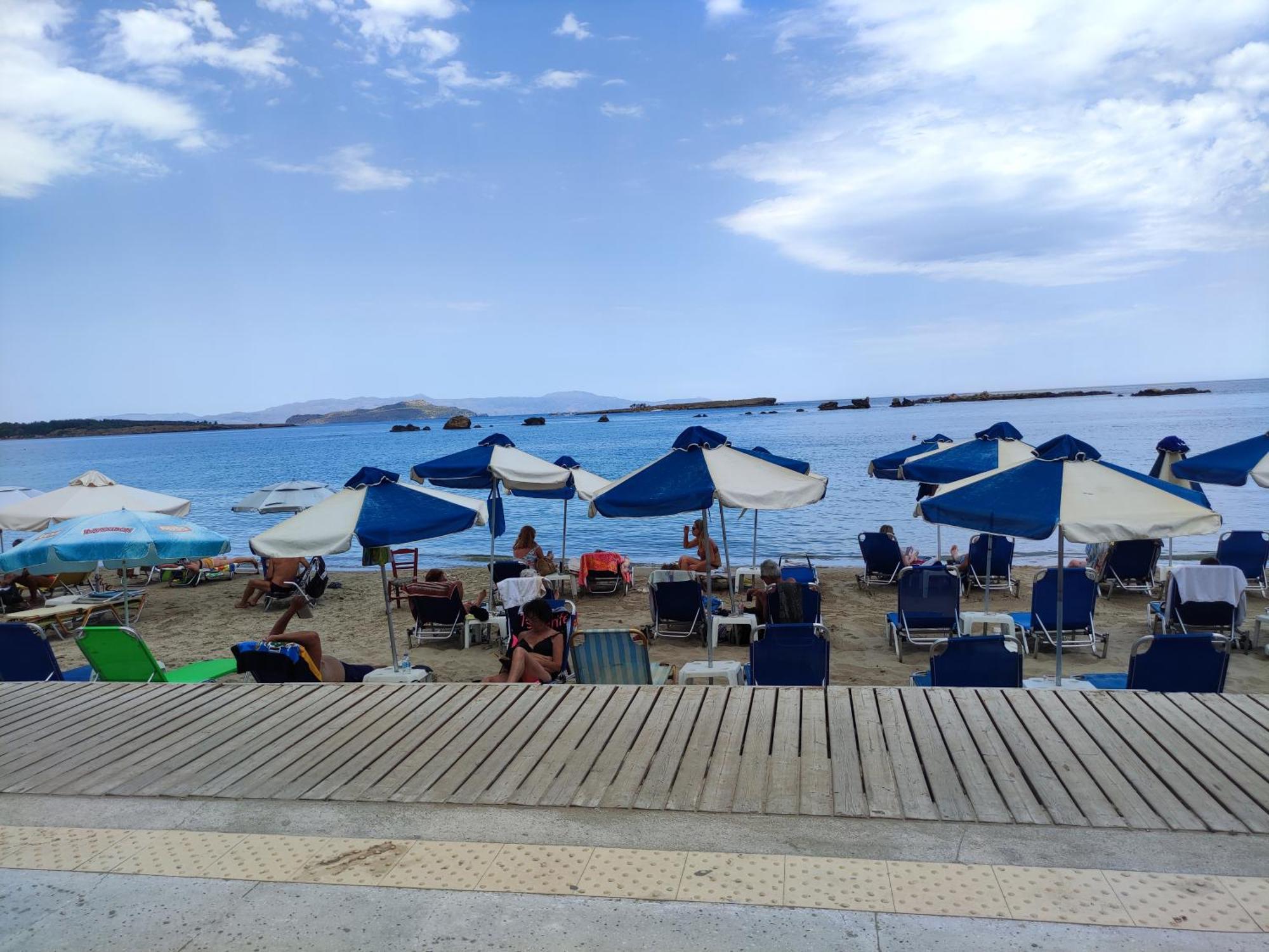 Steps From The Beach Aprt Chania  Rum bild